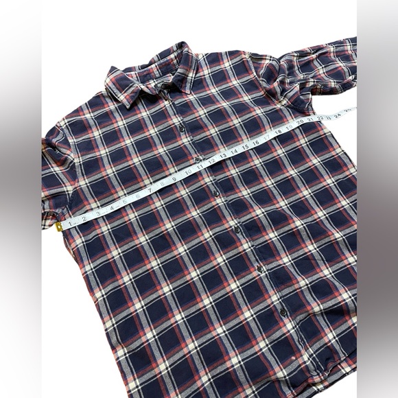 Two Uniqlo Collared Flannel Button Up Long Sleeve Shirt Top Size XL Plaid - Picture 12 of 13
